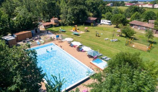 Camping Les Monts d'Albi grande piscine