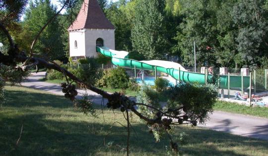 Moulin de Julien piscine et toboggan
