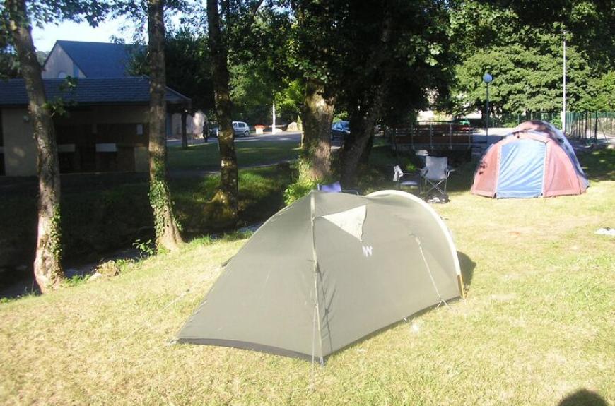 Camping de la Lande tente au soleil