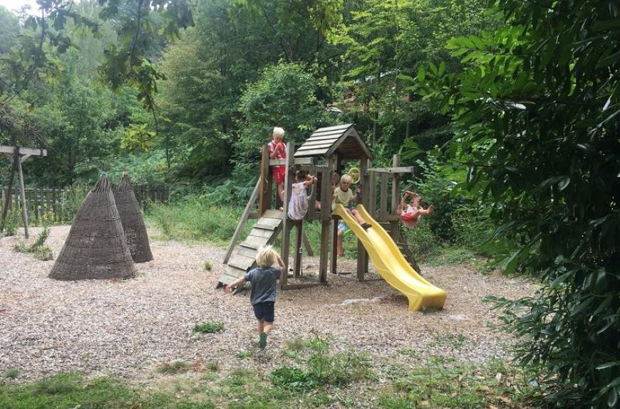 Camping Les Clots aire de jeux enfants