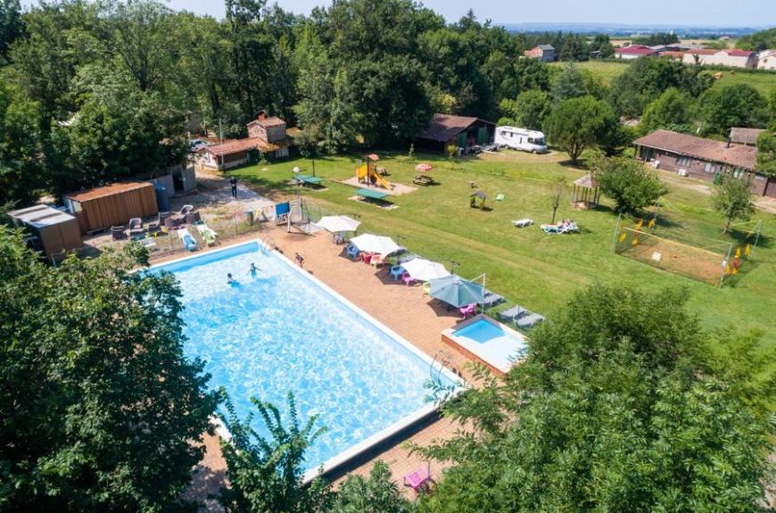 Camping Les Monts d'Albi grande piscine
