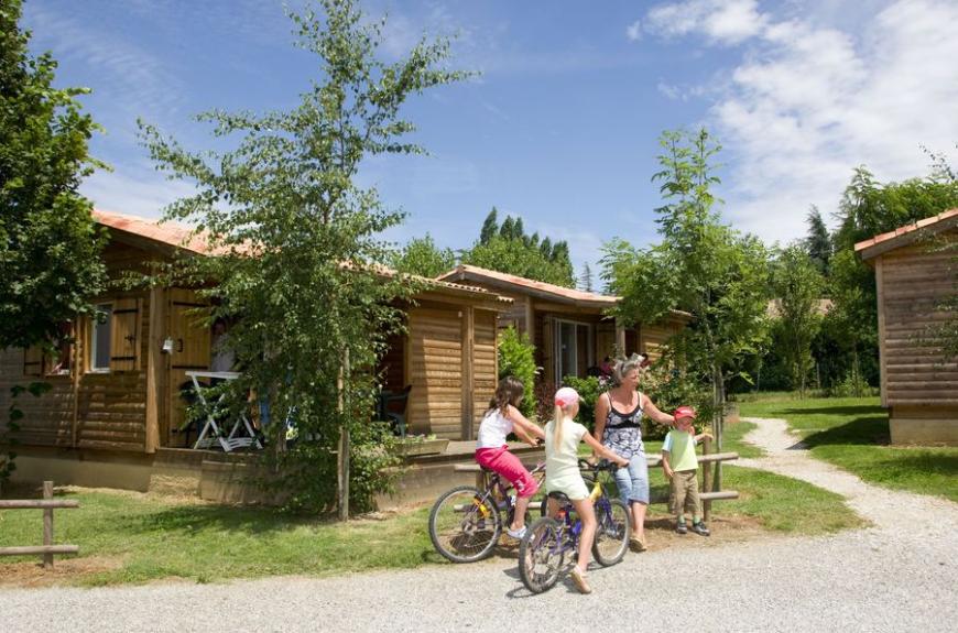 Camping Saint Martin chalets bois