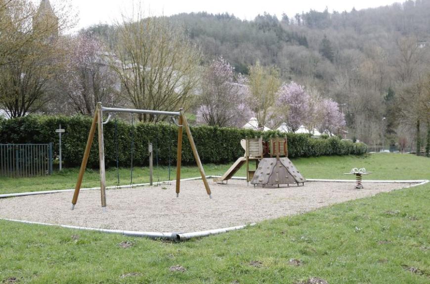 Camping Le Jardin aire de jeux