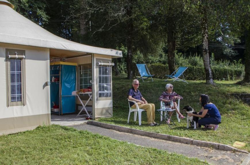 Camping de la Raviège couple en BTM