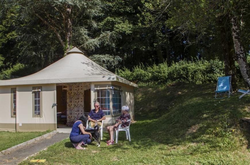 Camping de la Raviège location bungalow