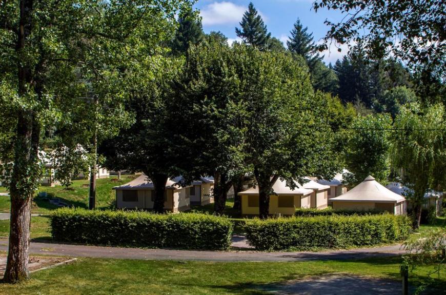 Camping de la Raviège bungalows toilés
