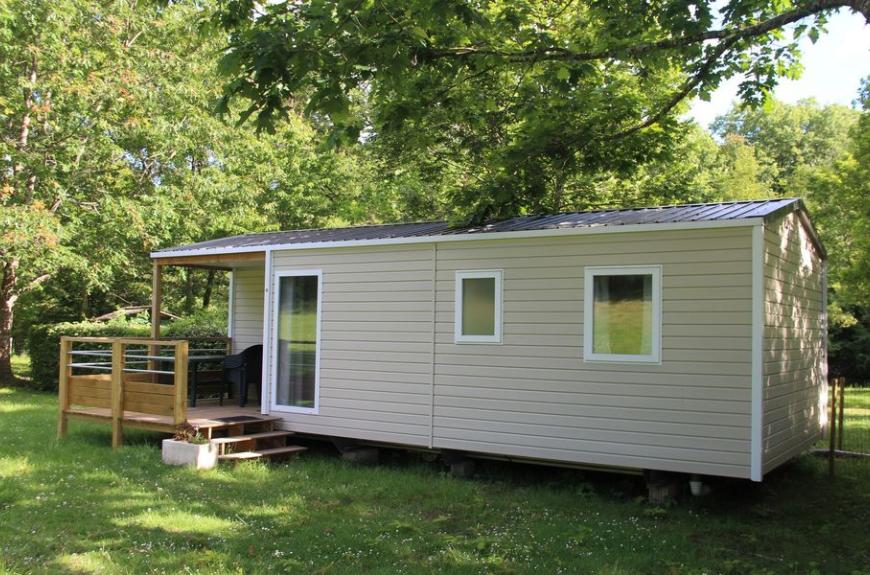 Camping Municipal La Bâtisse mobile home 3 chambres avec terrasse