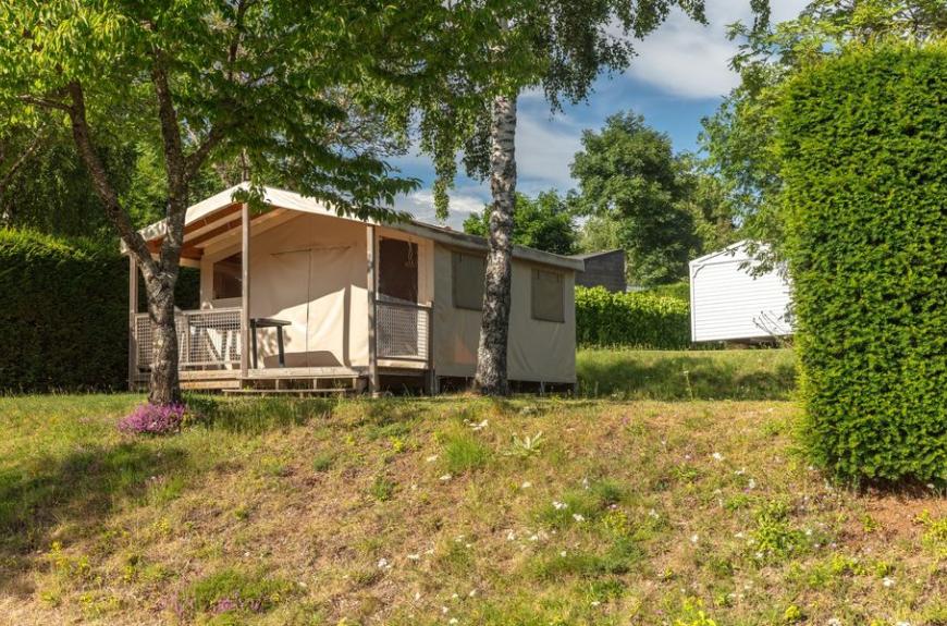 Camping Marvilla Parks Rieumontagné  lodges toile et bois