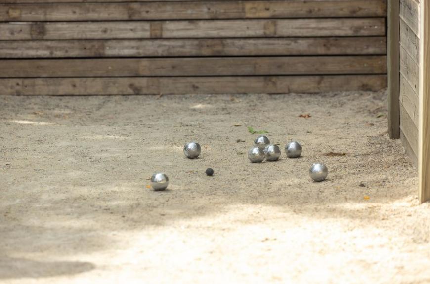 Camping Marvilla Parks Rieumontagné jeu de boules