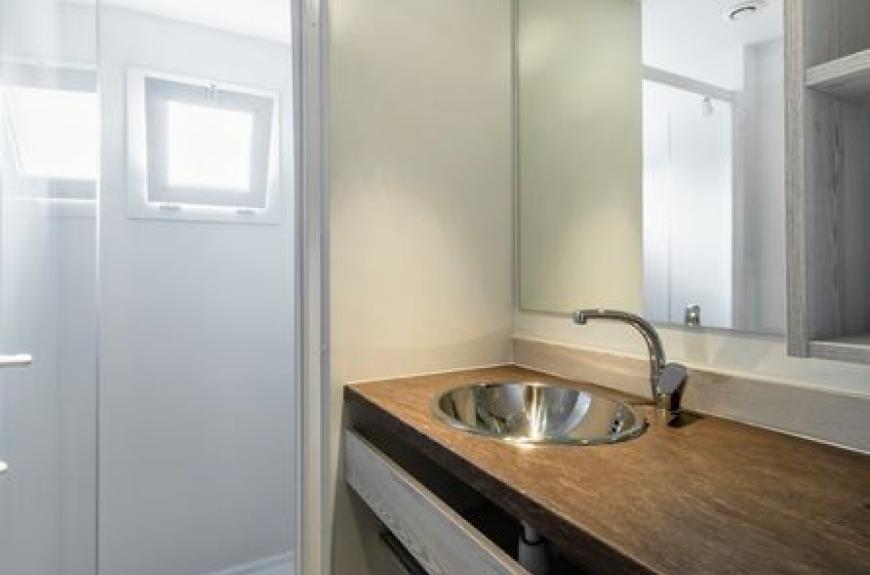 Gourjade salle de bains