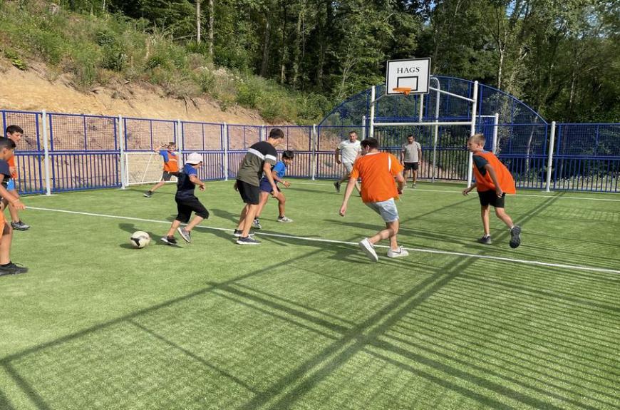 Village Vacances Camboussel terrain multisports foot