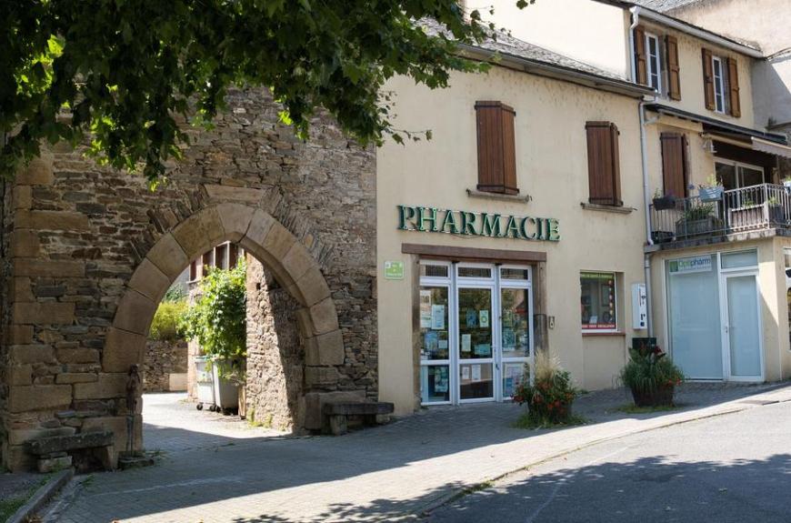camping l'amitié au bord de l'eau Trébas-Tarn-station verte pharmacie médecin kinésithérapeute