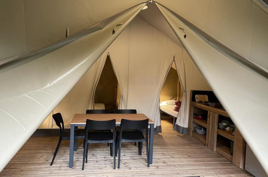 intérieur tente