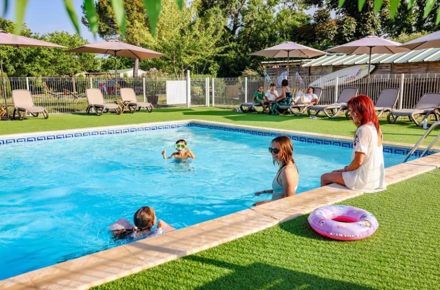 Les Chalets de Gaillac_Gaillac piscine avec enfants
