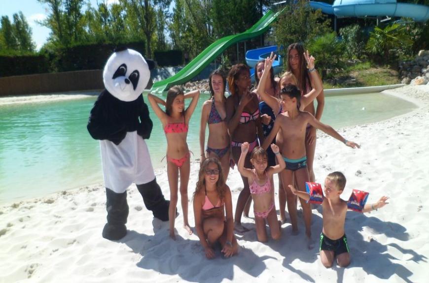Lagon et animations Camping Plan d'Eau St Charles
