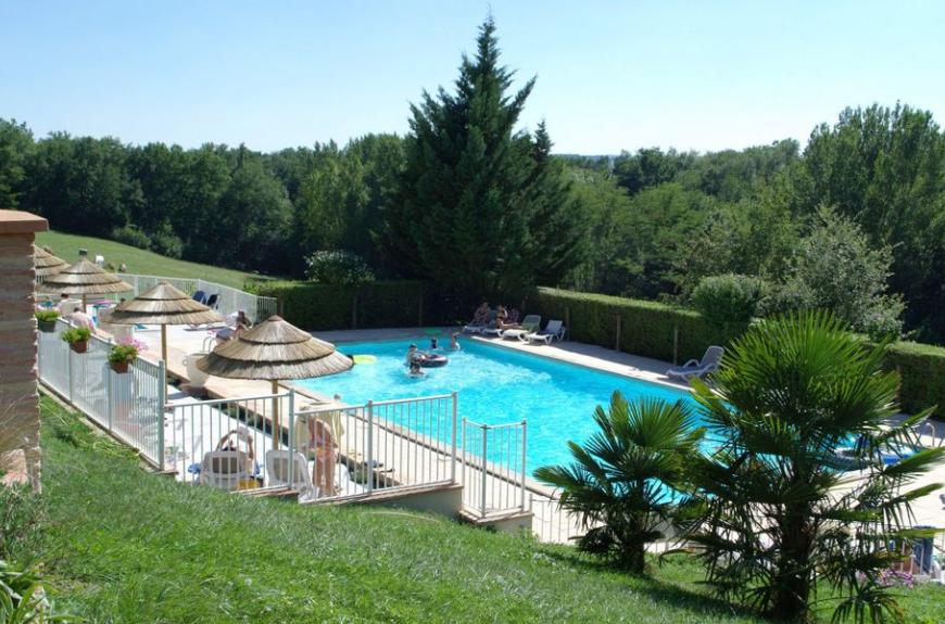 Saint Pierre de Rousieux grande piscine
