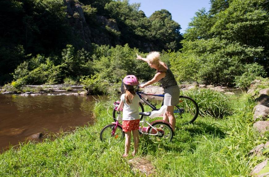 Camboussel vélo avec maman