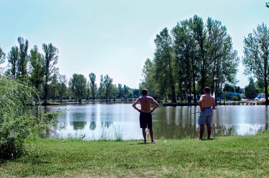 Camping Plan d'Eau St Charles pêche