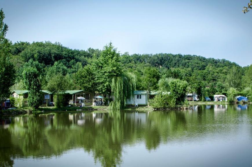 Camping Plan d'Eau St Charles lac