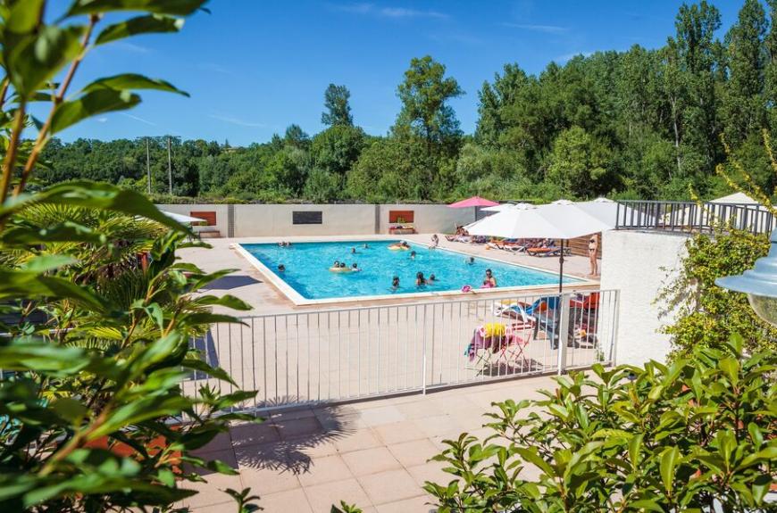 Camping Soleil des Bastides piscine