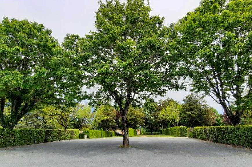 Place centrale du camping car park