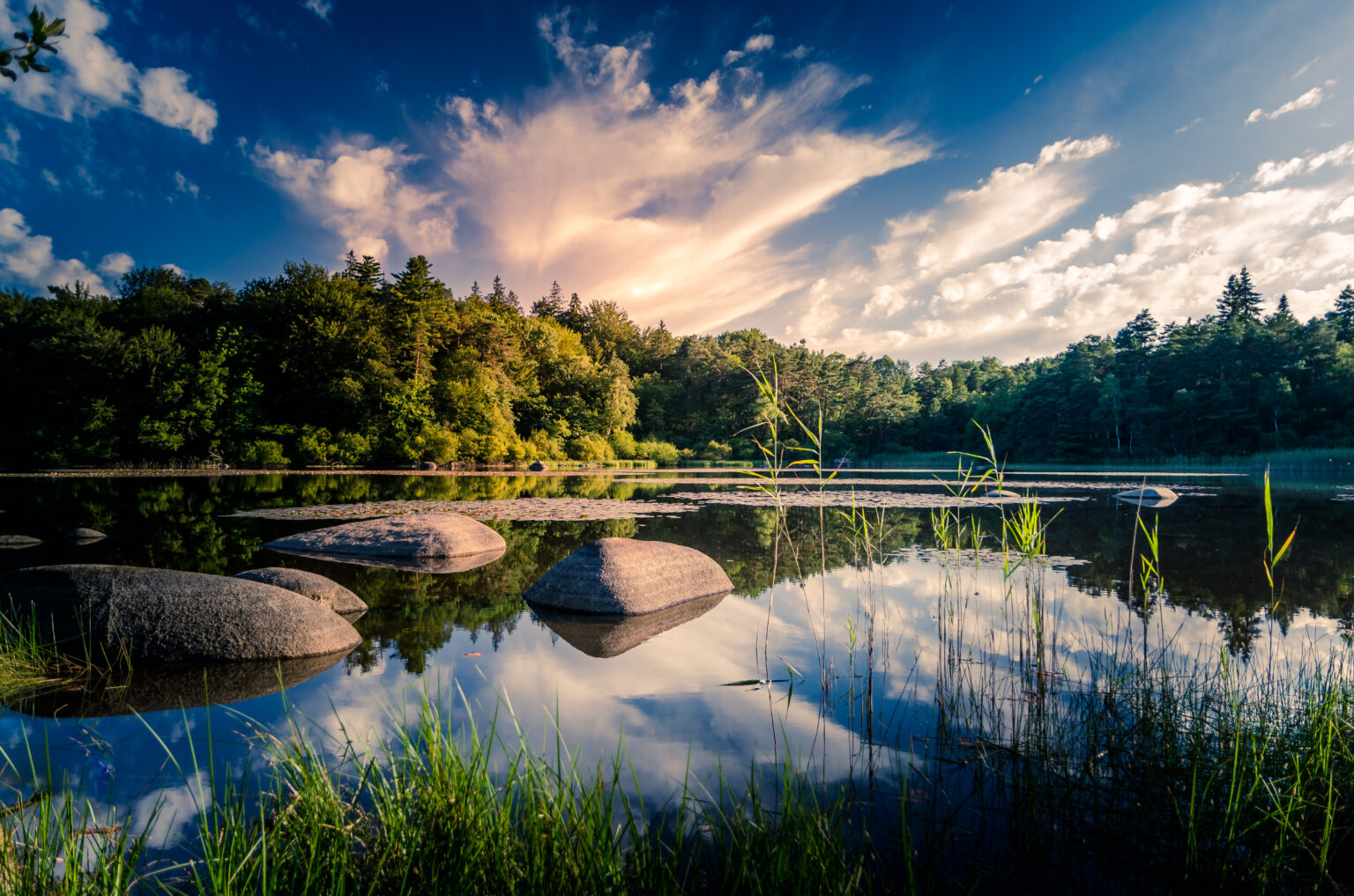 Lac de Merle, granite rocks of Sidobre & Monts de Lacaune in the Tarn department