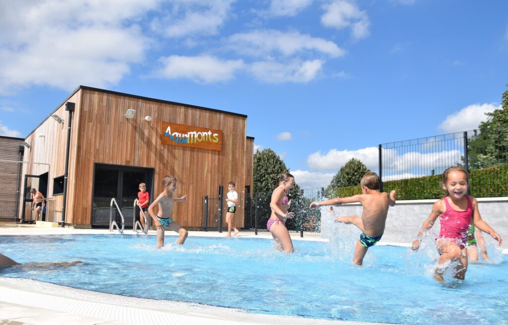 Municipal la Forêt St Pierre de T pataugeoire enfants