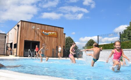 Municipal la Forêt St Pierre de T pataugeoire enfants