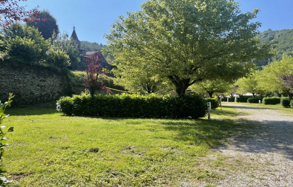 Camping Le Jardin grands emplacements
