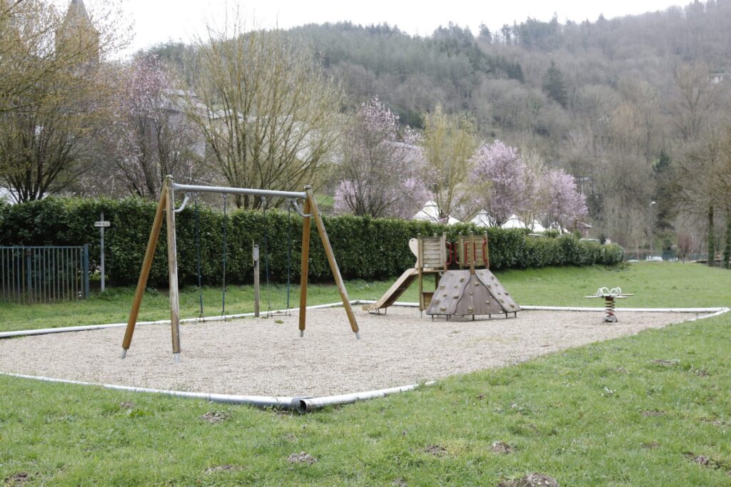 Camping Le Jardin aire de jeux
