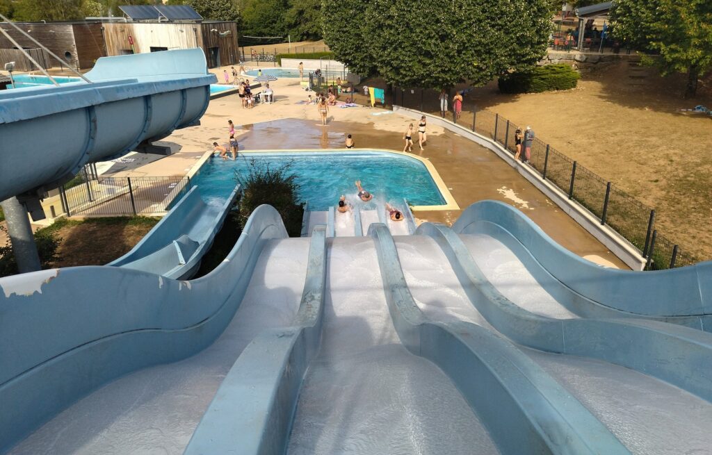 Camping Municipal La Forêt toboggans pentagliss