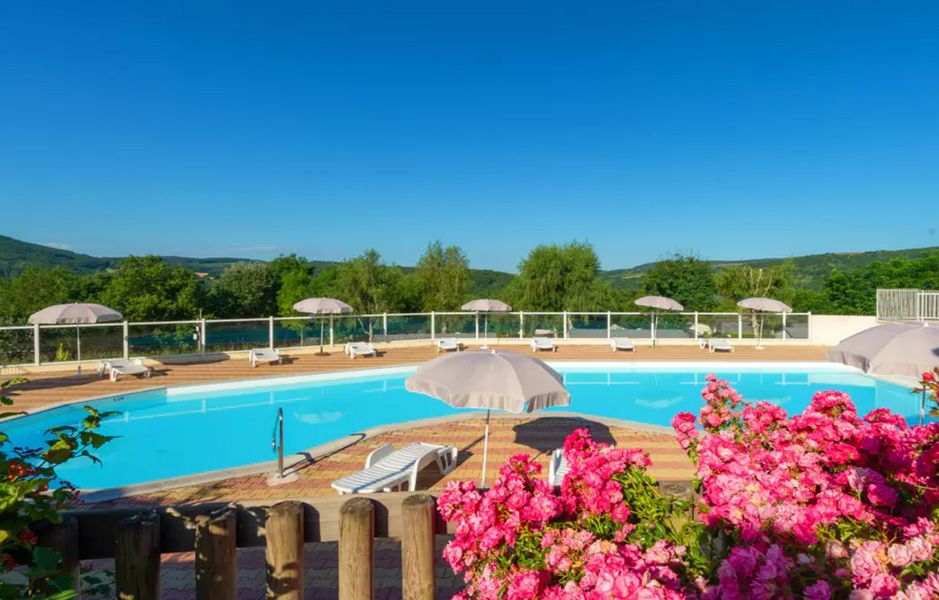 Camping Tohapi Rieumontagné piscine