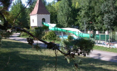 Moulin de Julien piscine et toboggan