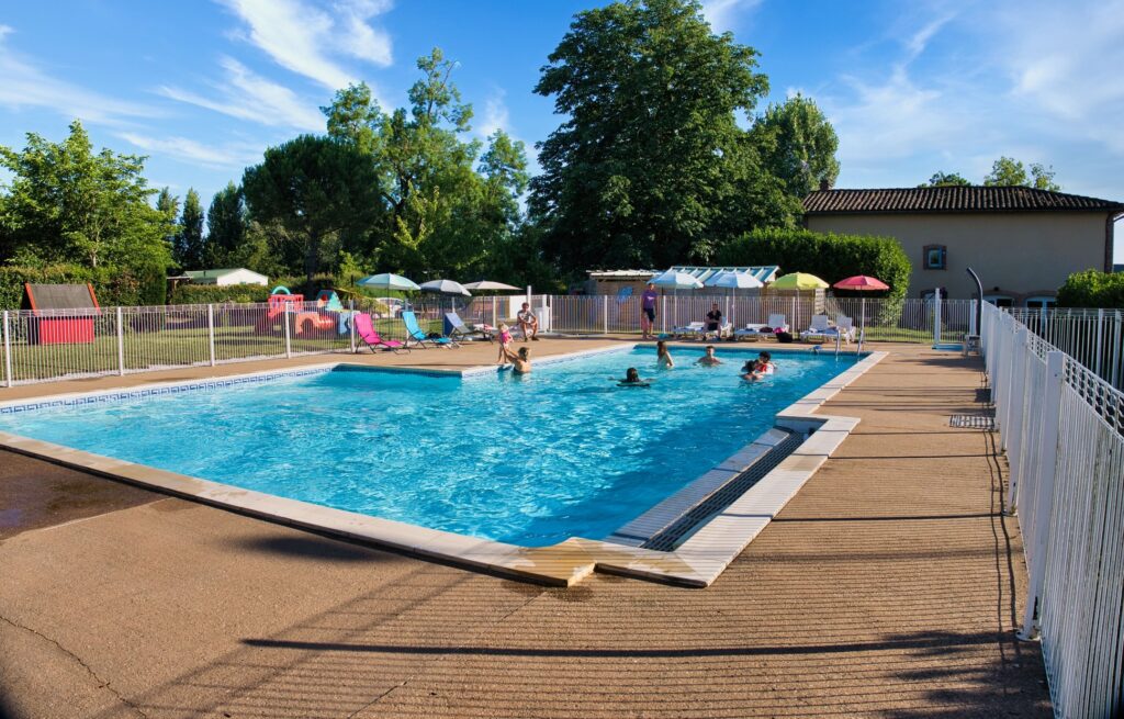 Les Chalets de Gaillac piscine