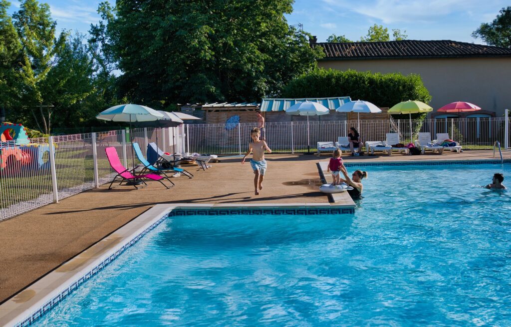 Les Chalets de Gaillac piscine