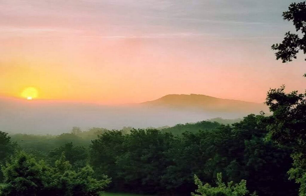 Les Nids de Bonnan coucher de soleil magique