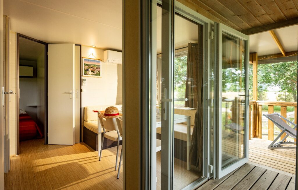 Chalets de Fiolles terrasse lumineuse