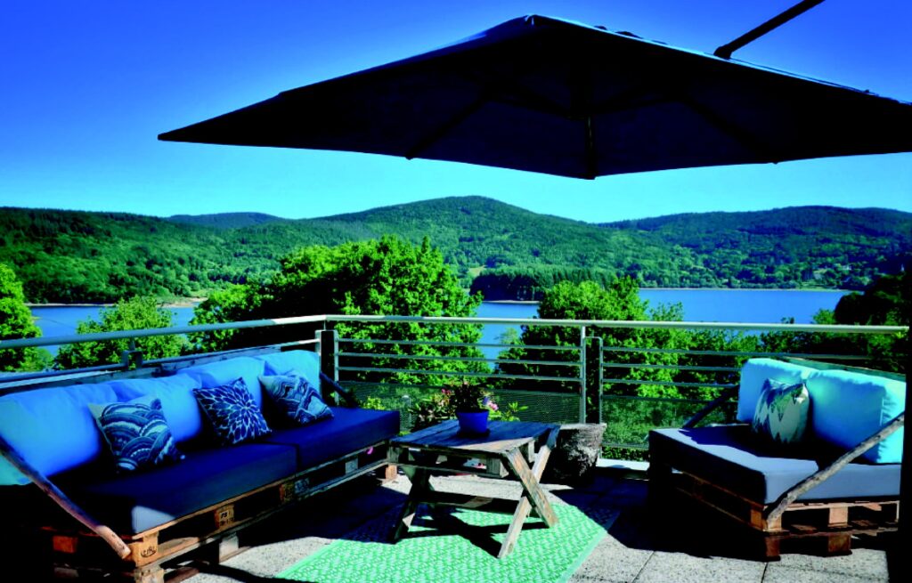 Les Fées du Lac terrasse