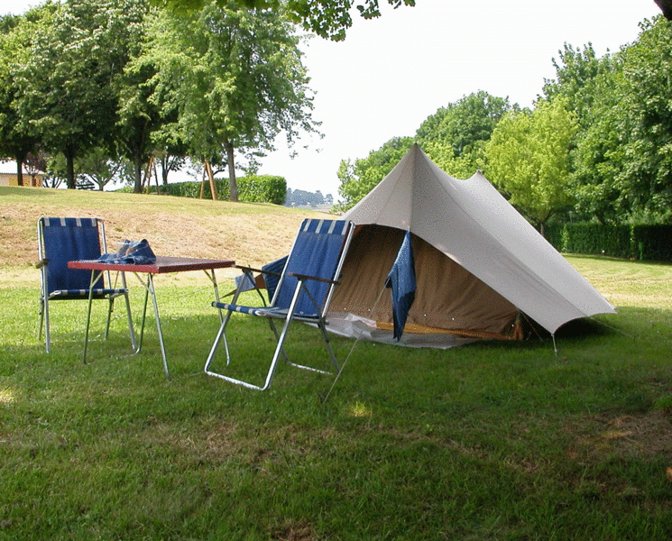 Alban La Franquèze tente