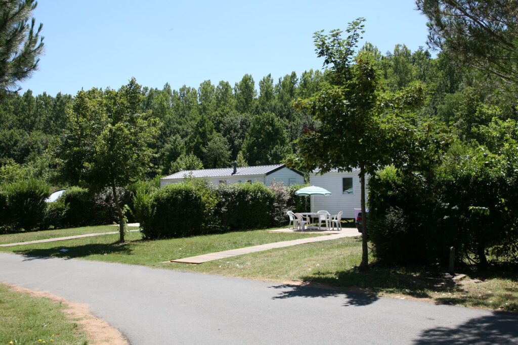 Municipal La Bâtisse allées