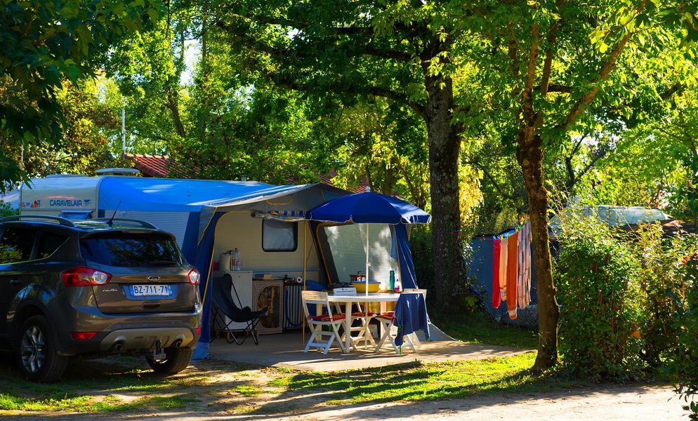 Les Pommiers d' Aiguelèze caravane