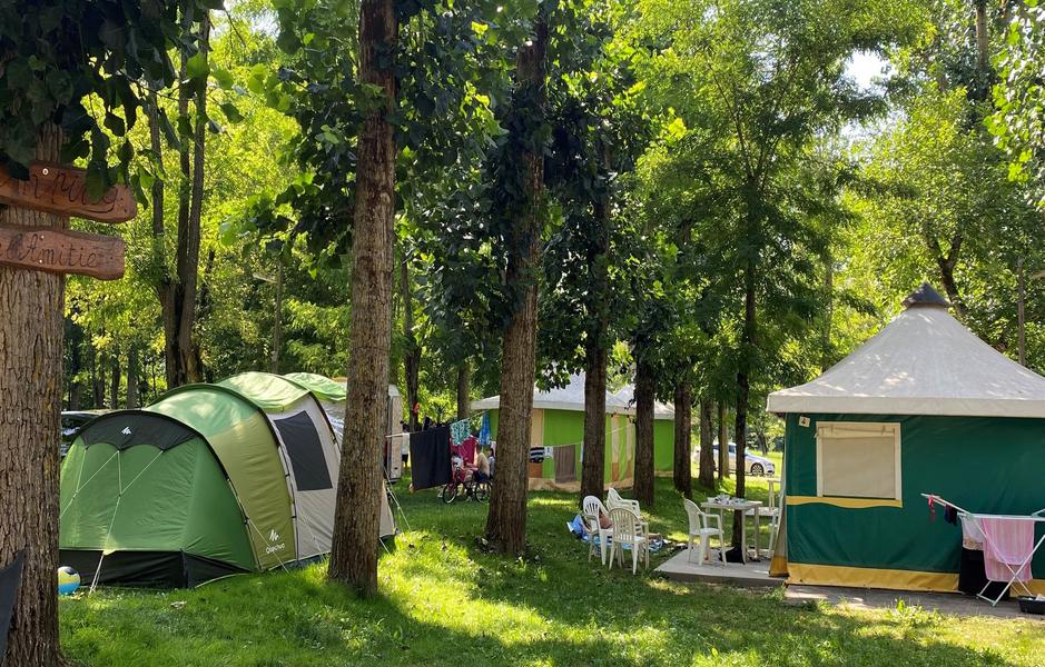 camping l'amitié au bord de l'eau-Trébas-Tarn-tente-location bungalow toilé-vrai camping-nature