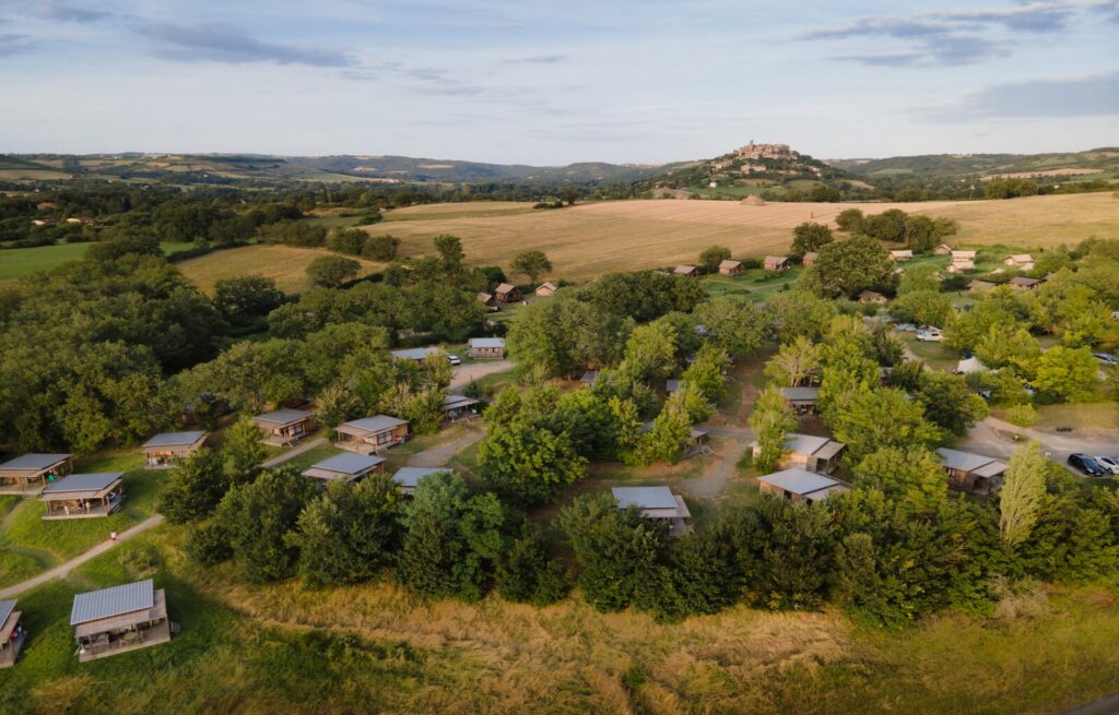 Huttopia Pays de Cordes sur Ciel_Vindrac-Alayrac vue aérienne