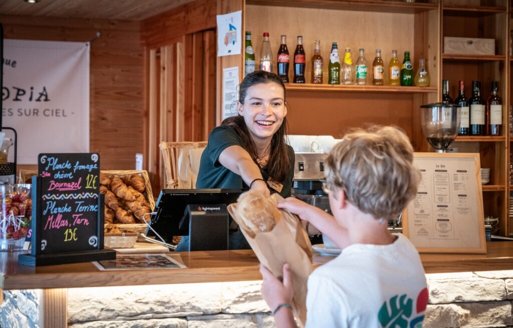 Huttopia Pays de Cordes sur Ciel_Vindrac-Alayrac pain