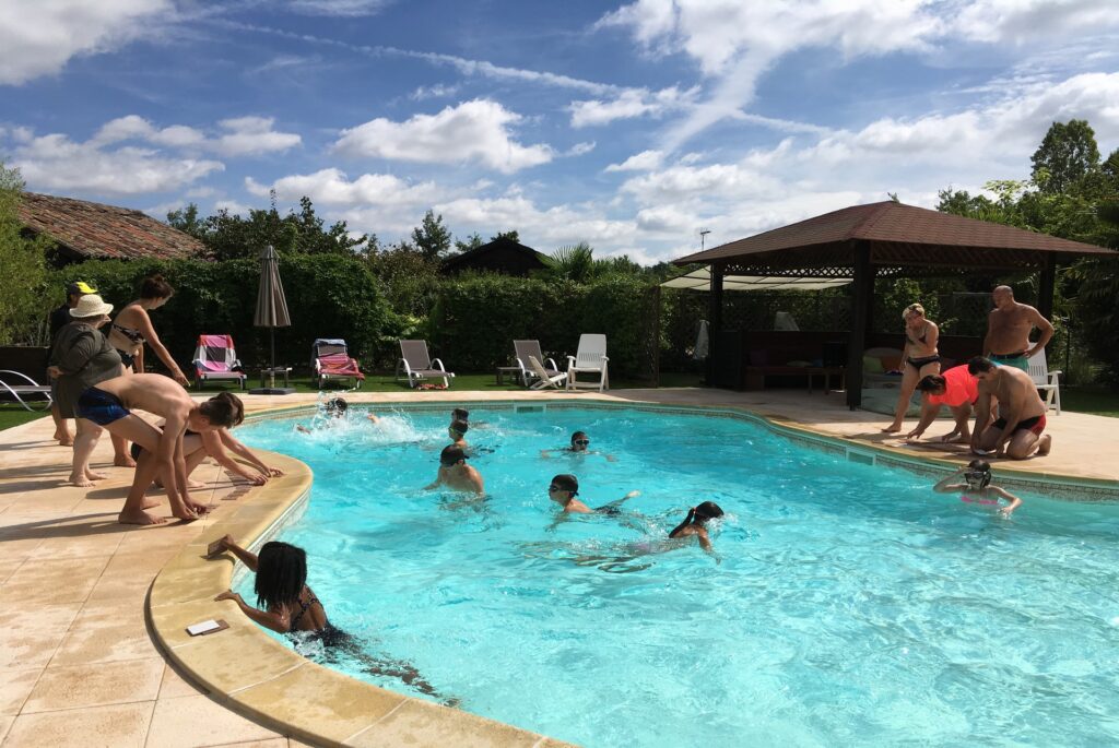 Chalets de Fiolles piscine