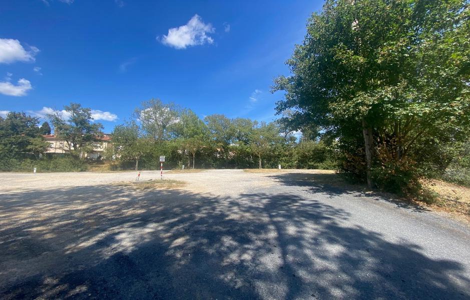 Aire de Stationnement et Borne de Services Camping-Car Park de Puylaurens