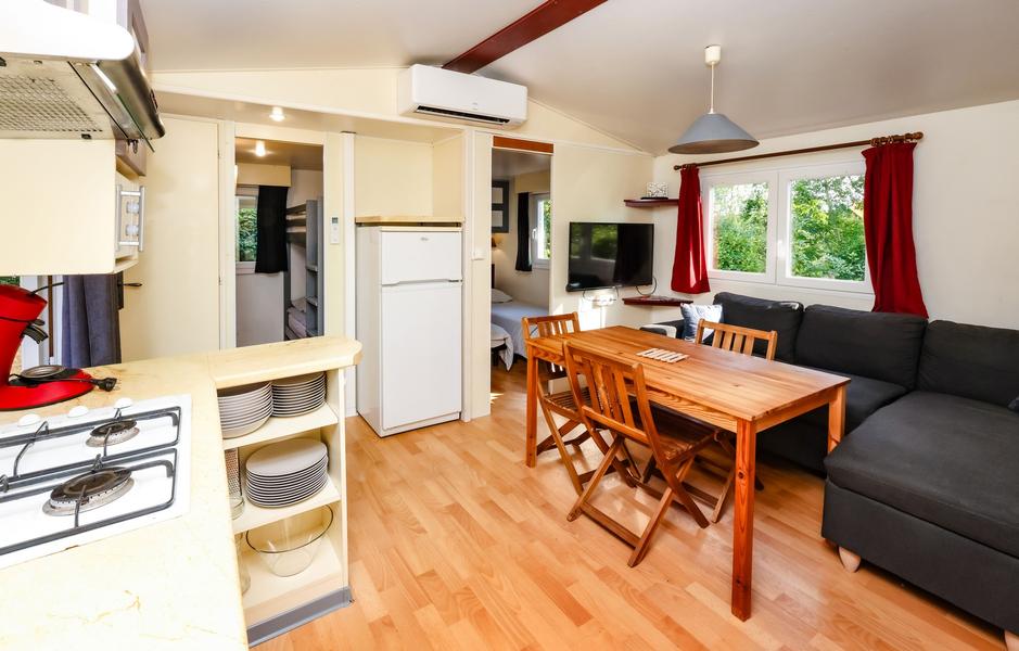 Les Chalets de Gaillac_Gaillac salon et tv