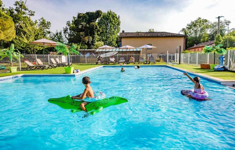 Les Chalets de Gaillac_Gaillac piscine jeux