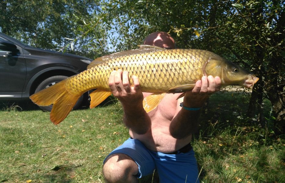 Pêche Camping Plan d'Eau St Charles