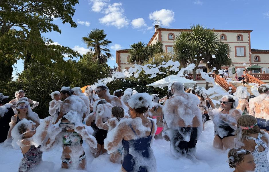 Camping Domaine du Koukano_Maurens-Scopont soirée mousse en plein été